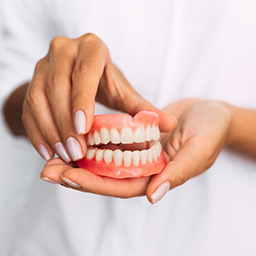 How to Identify When it’s Time for New Dentures